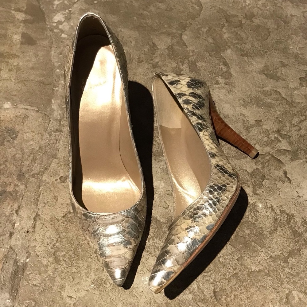 Stuart Weitzman Heels 5.5